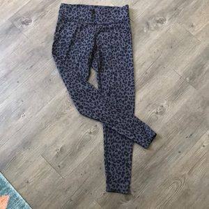 VS yoga workout leggings